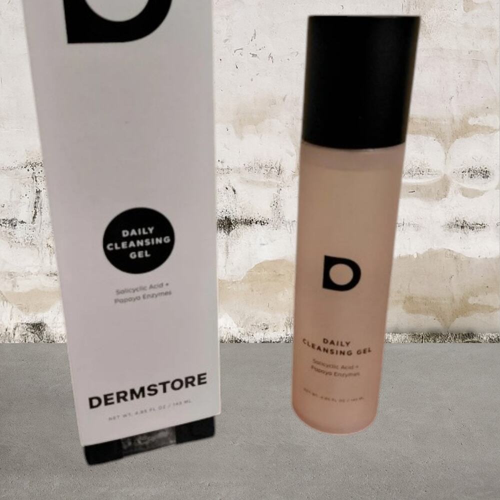 Dermstore Daily Cleansing Gel NIB - Picture 2 of 3